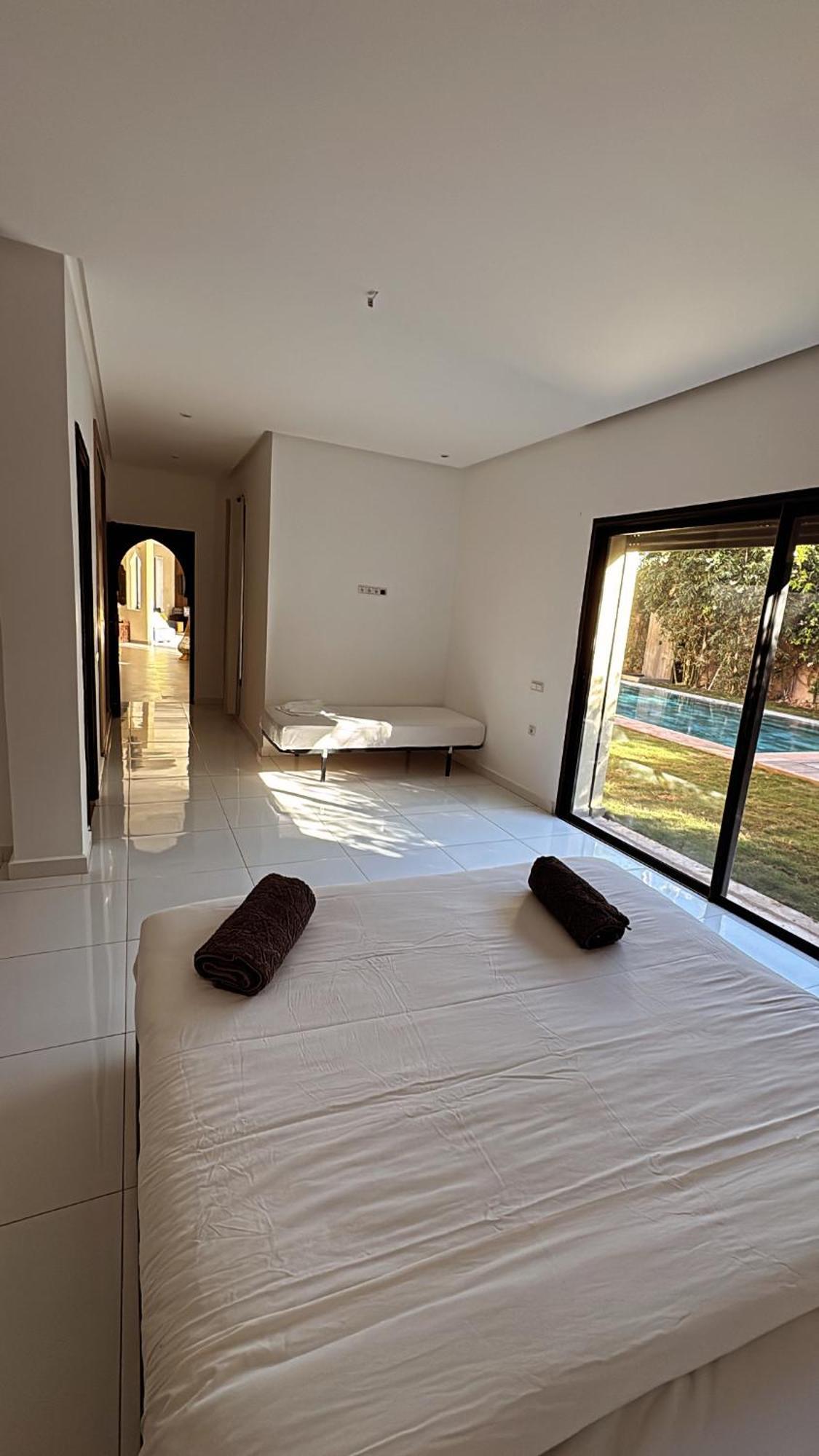 Mattia Piscine Chauffee Sans Vis A Vis Villa Marrakesch